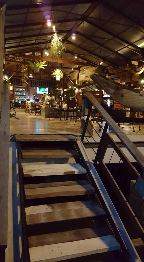 Country Lake View Hotel Suphan Buri Dış mekan fotoğraf