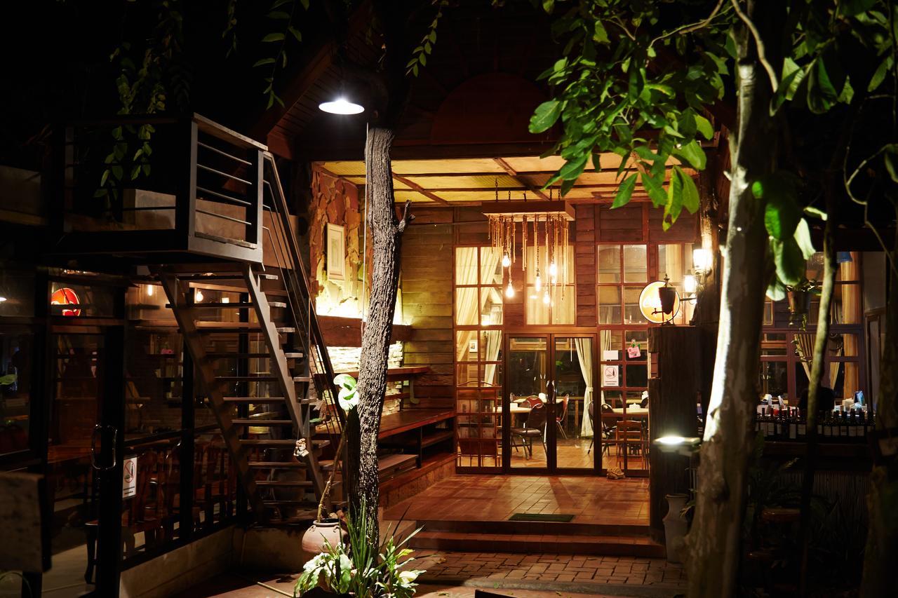 Country Lake View Hotel Suphan Buri Dış mekan fotoğraf