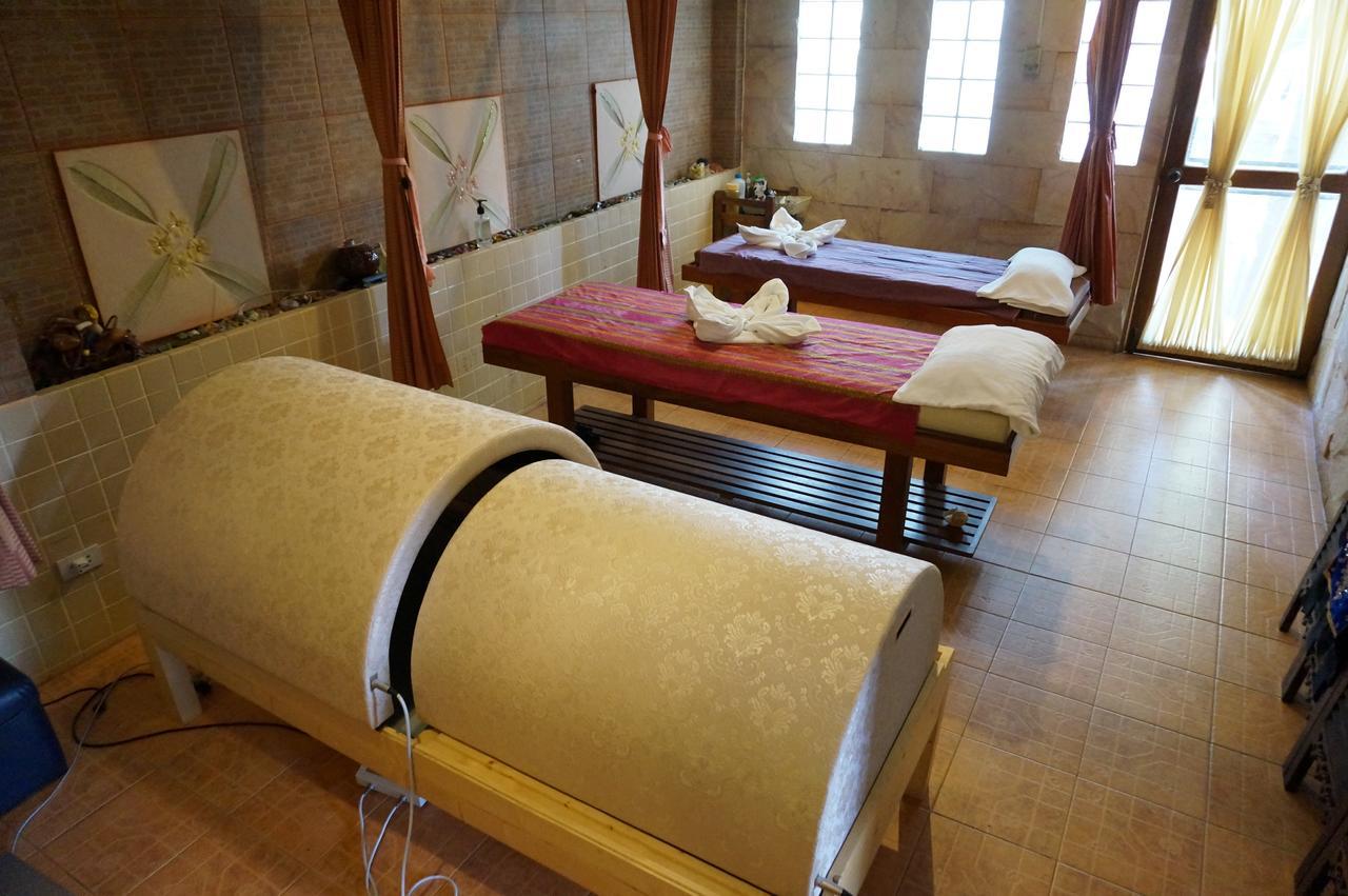 Country Lake View Hotel Suphan Buri Dış mekan fotoğraf